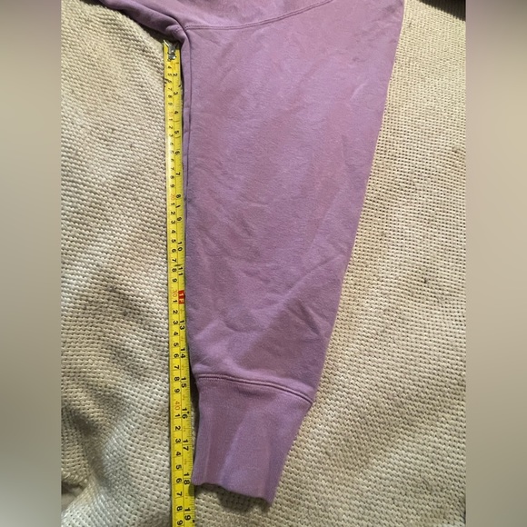Taylor Swift Lavender Hoodie The Eras Tour Swiftie Size M - Picture 7 of 9